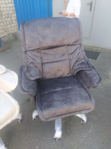 Кресло Sofas Аликанте кант графит велюр гоя крестовина хром металл